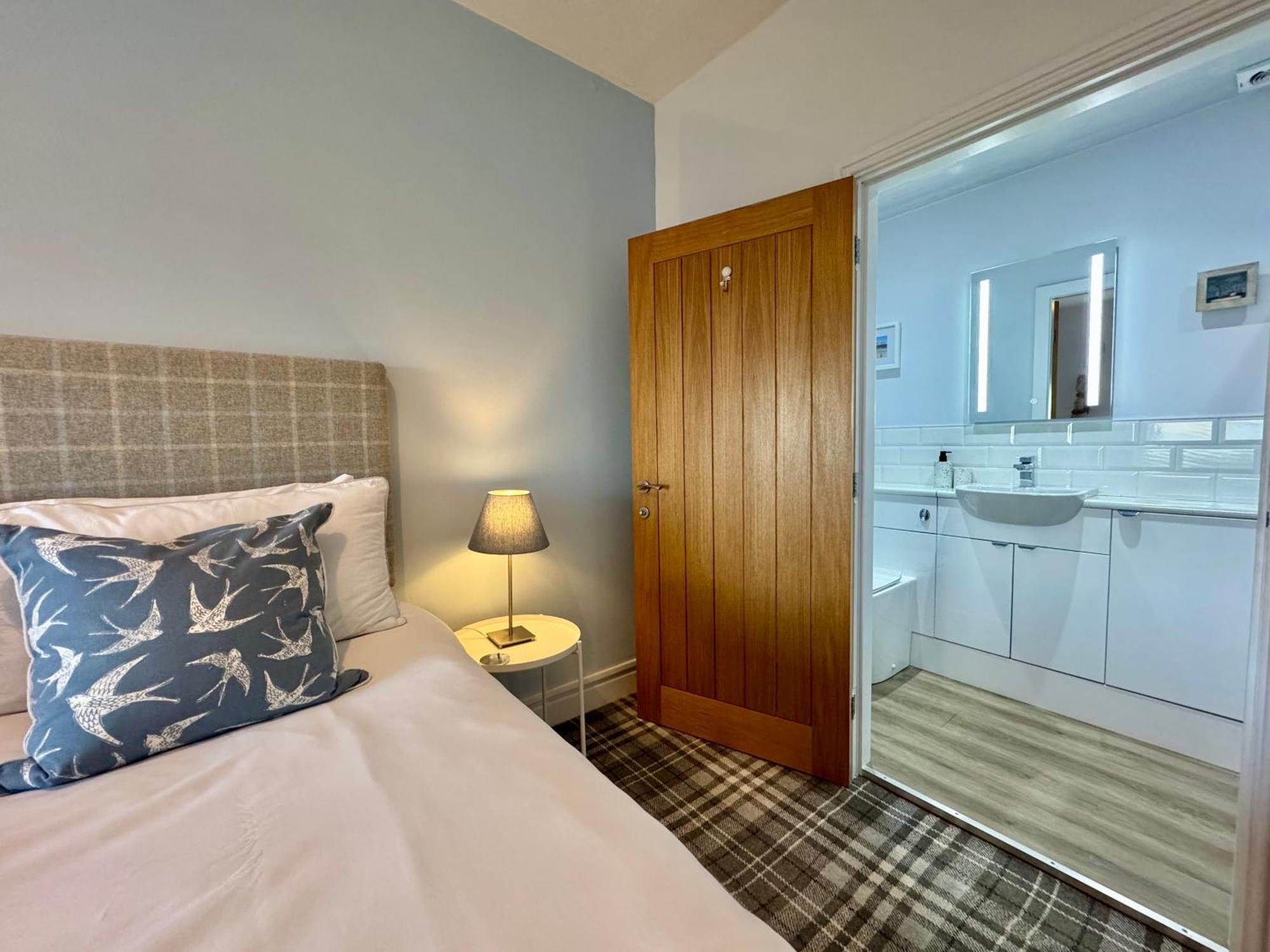 Lagoon View - Sea View- Pet Friendly - 2 Bed Apt - En-Suite 트리어더 외부 사진